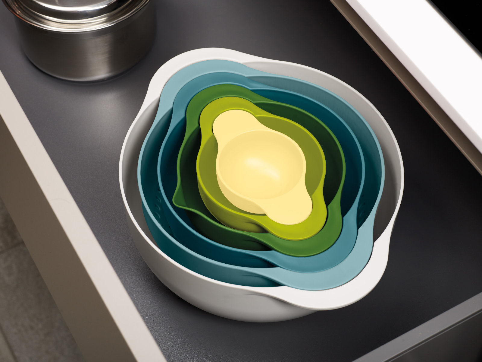 6-teiliges kompaktes Lebensmittelzubereitungsset mit Rührschüsseln, Messbechern und Sieb | Duo 6PC Food Preparation Bowl Set
