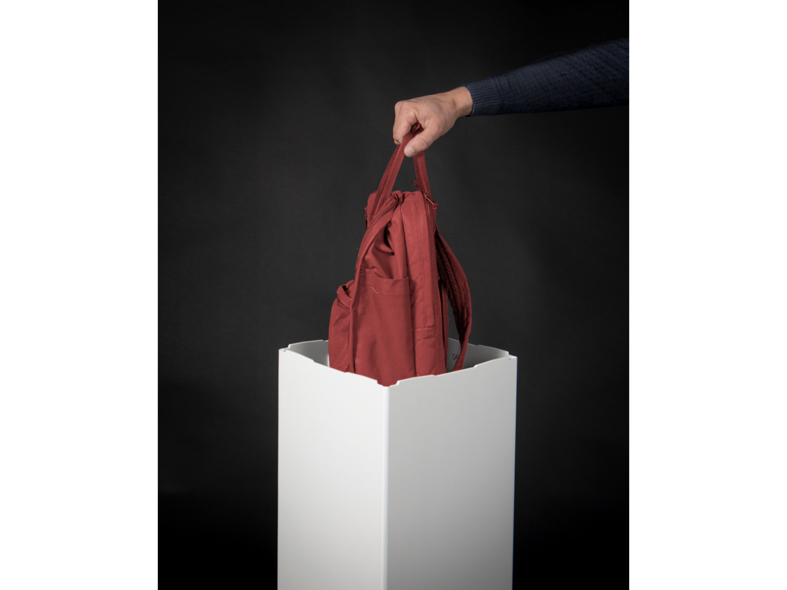 Säule für Produkt-Präsentationen und Ausstellungsstücke  80 cm | Blox Presenter 303080