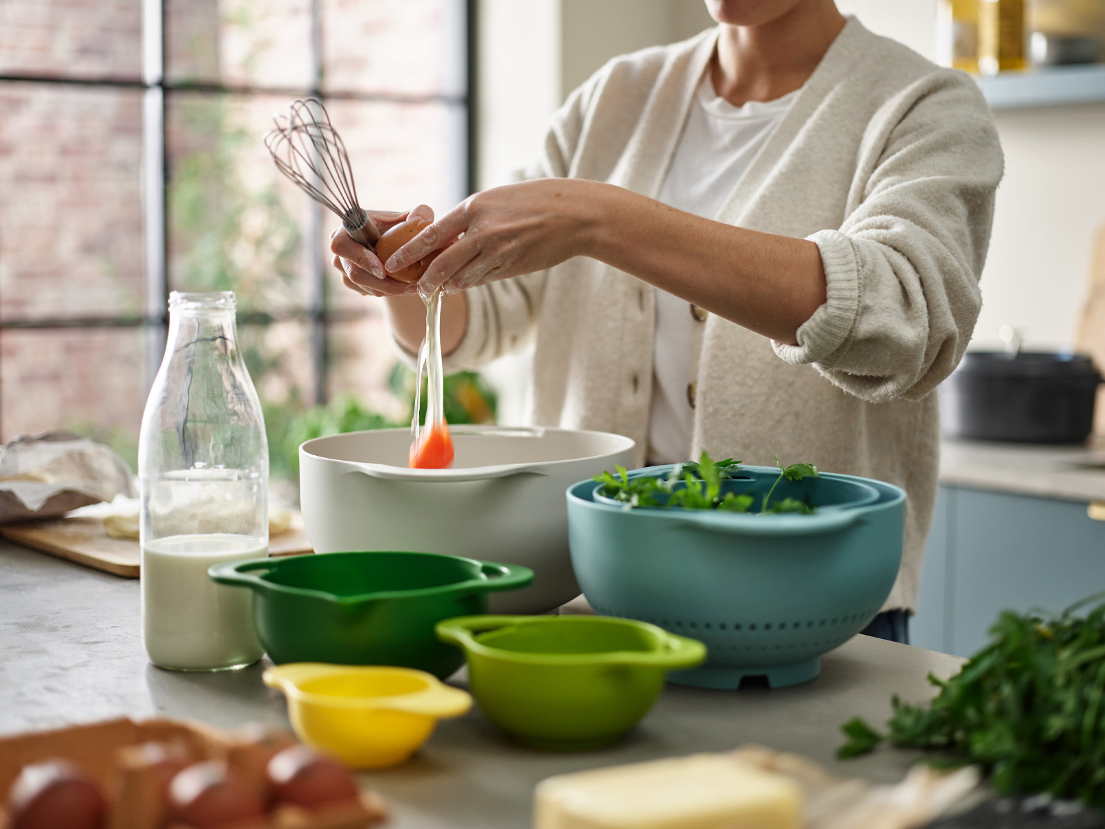 6-teiliges kompaktes Lebensmittelzubereitungsset mit Rührschüsseln, Messbechern und Sieb | Duo 6PC Food Preparation Bowl Set