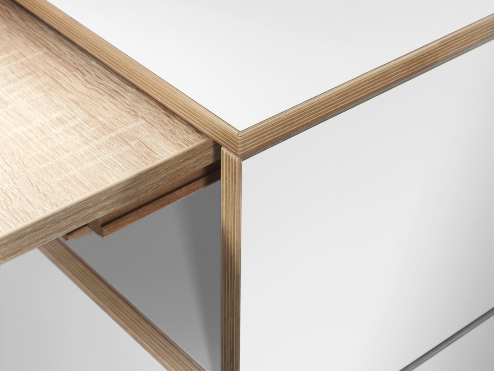 3-country_living_alwins_space_box_details_4_(1)
