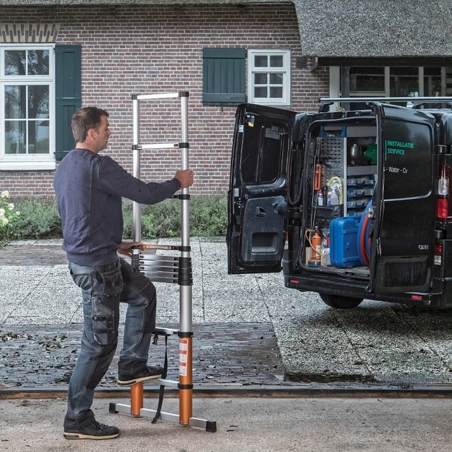 Profi-Teleskopleiter mit Abstandshalter | Batavia Giraffe Air 3,81m