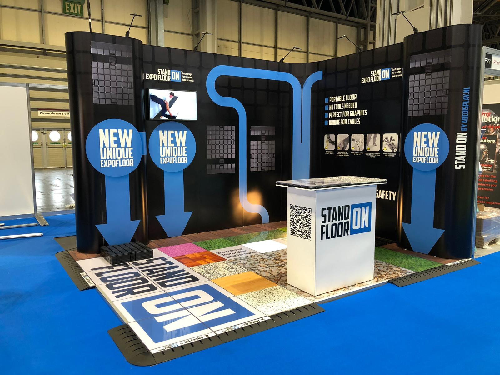 2-stand_on_expo-floor_impressionen_messestaende_fussbodenbeispiele_1